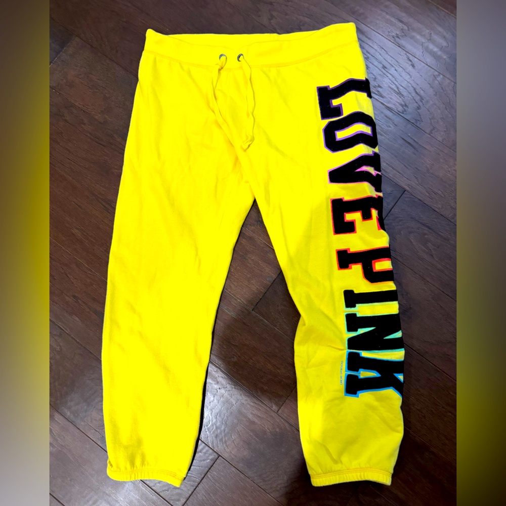 💛Victoria’s Secret PINK Yellow Rainbow Large Sweatpants 💛